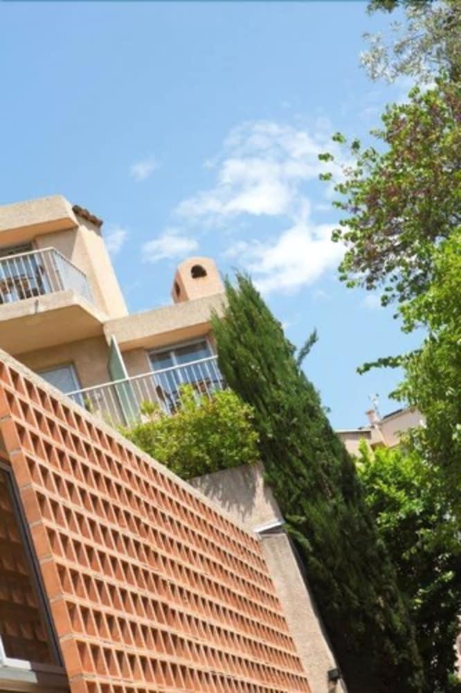 Le Mozart Hotel
